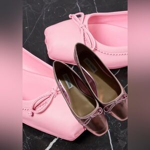 Pink metallic Steve Madden Toe Ballet Flats with pink bow new with tag size 6